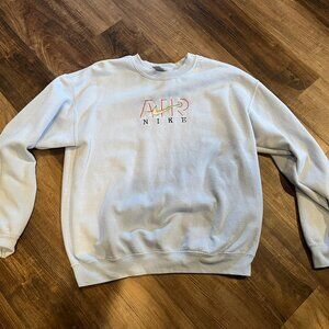 EX COND NIKE SWEATSHIRT SIZE MEDIUM